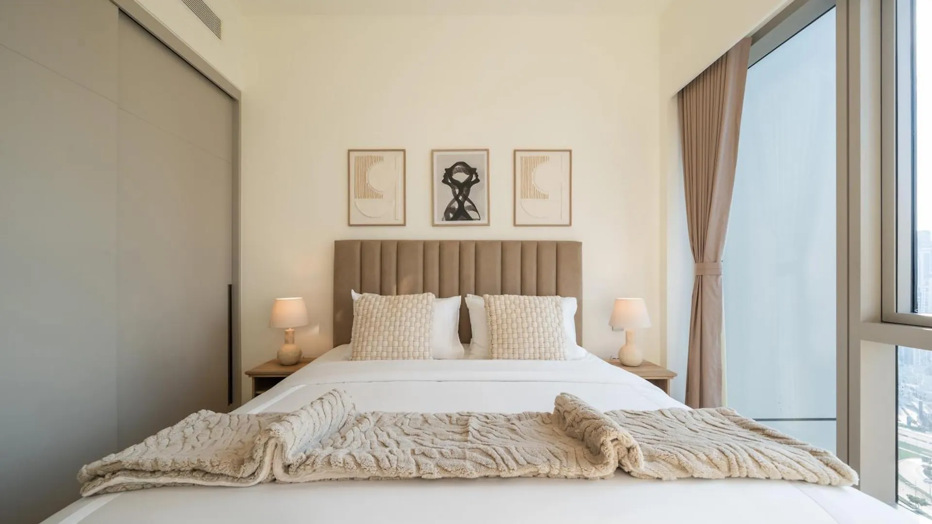 Luxurious 1-Bedroom Residence In Grande, Downtown Dubai 0*,  Emirati Arabi Uniti