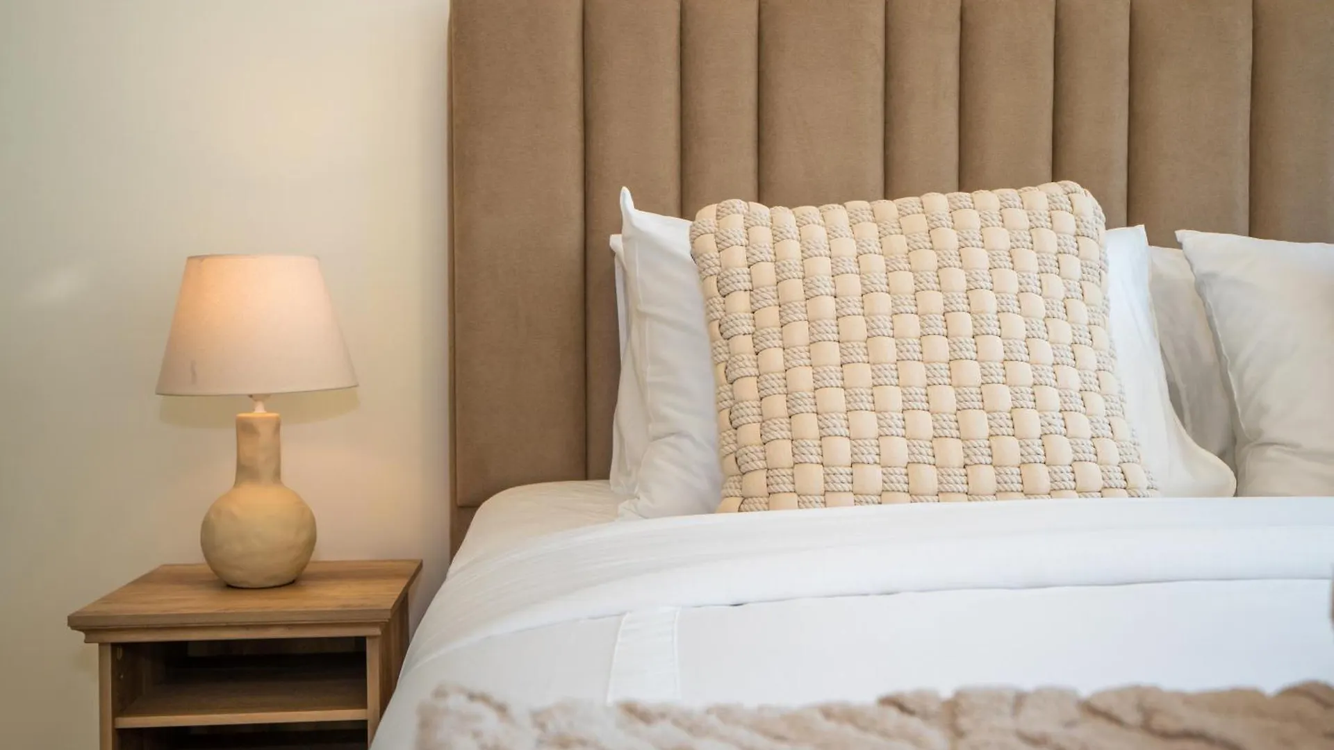 Luxurious 1-Bedroom Residence In Grande, Downtown Dubai Lägenhet
